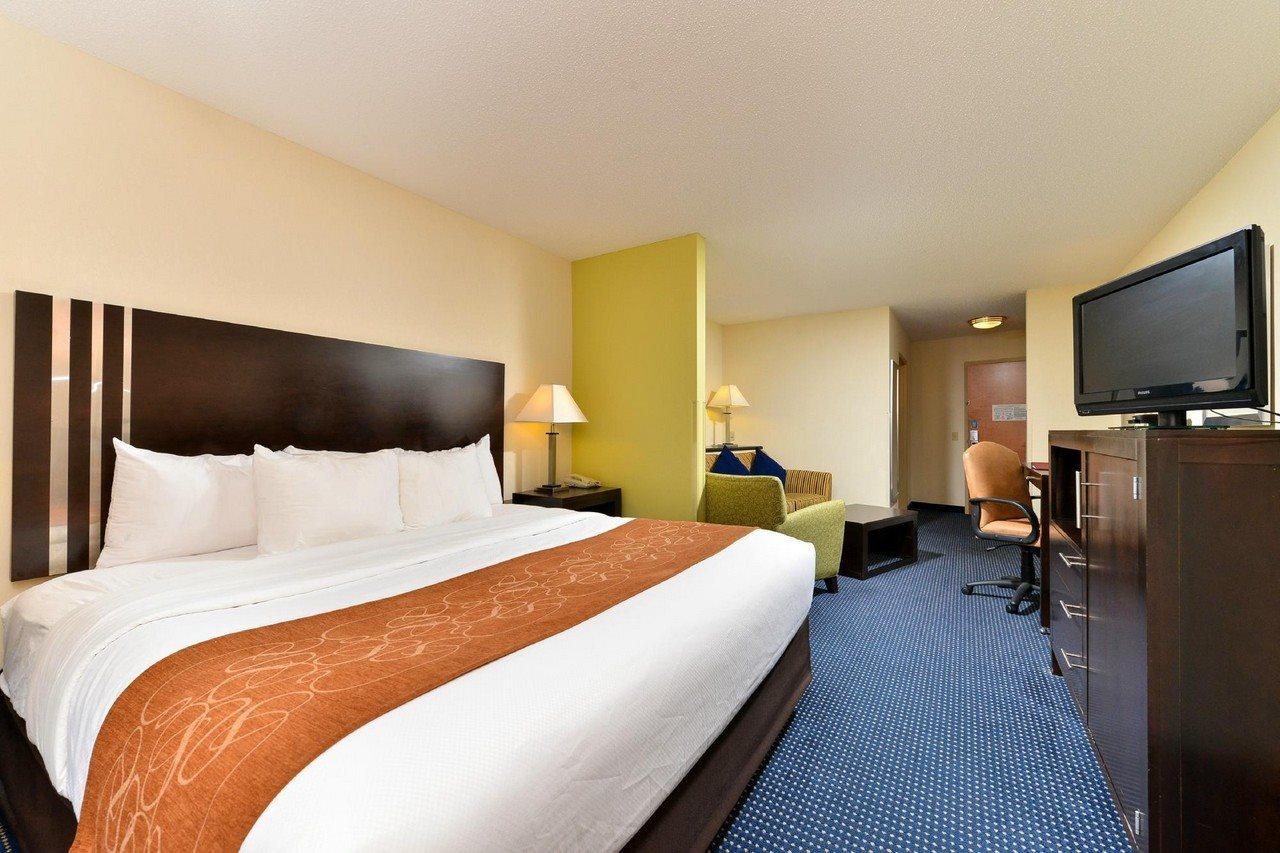 Comfort Suites Lancaster Amish Country Smoketown  Εξωτερικό φωτογραφία