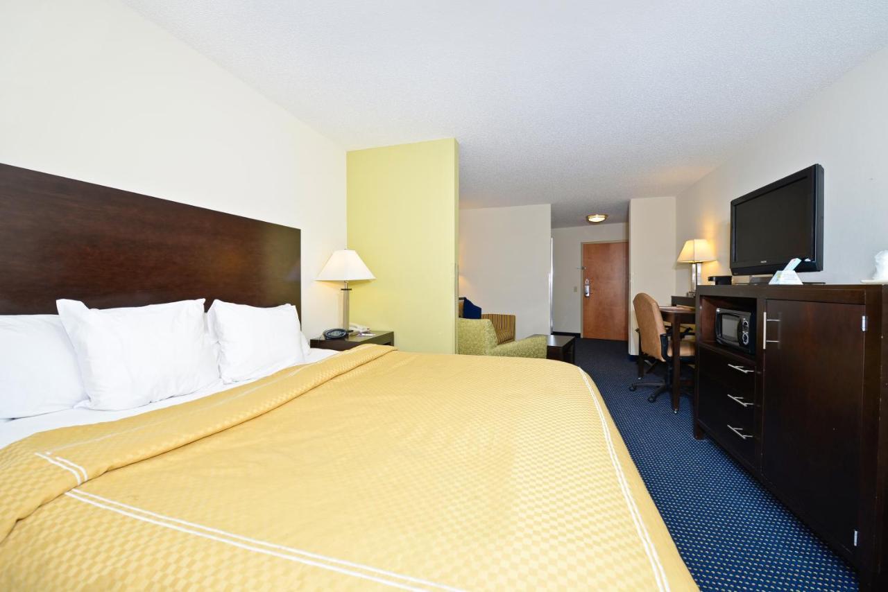 Comfort Suites Lancaster Amish Country Smoketown  Εξωτερικό φωτογραφία