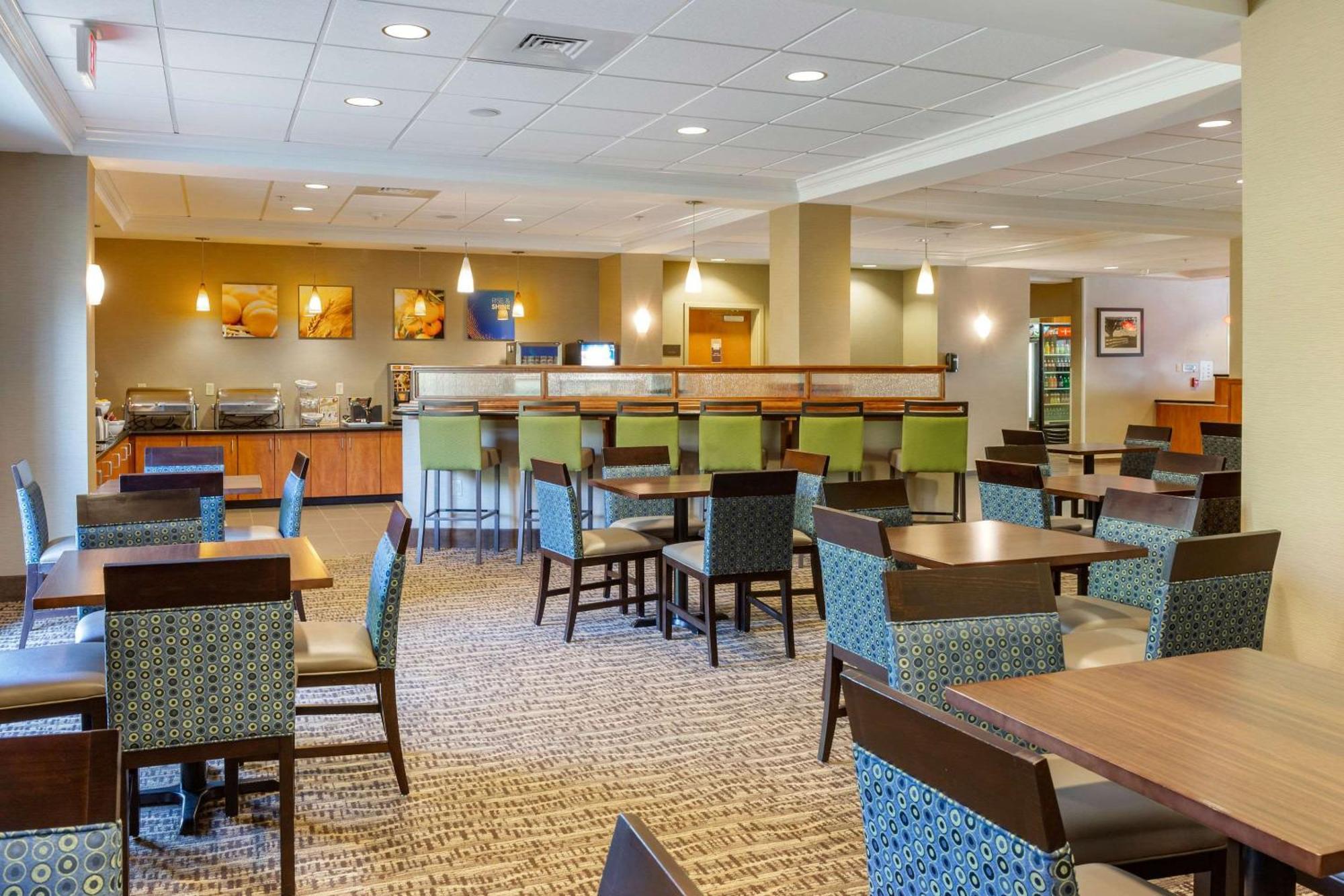 Comfort Suites Lancaster Amish Country Smoketown  Εξωτερικό φωτογραφία