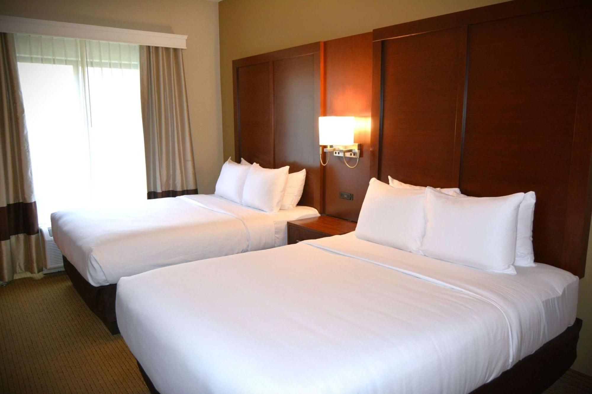 Comfort Suites Lancaster Amish Country Smoketown  Εξωτερικό φωτογραφία