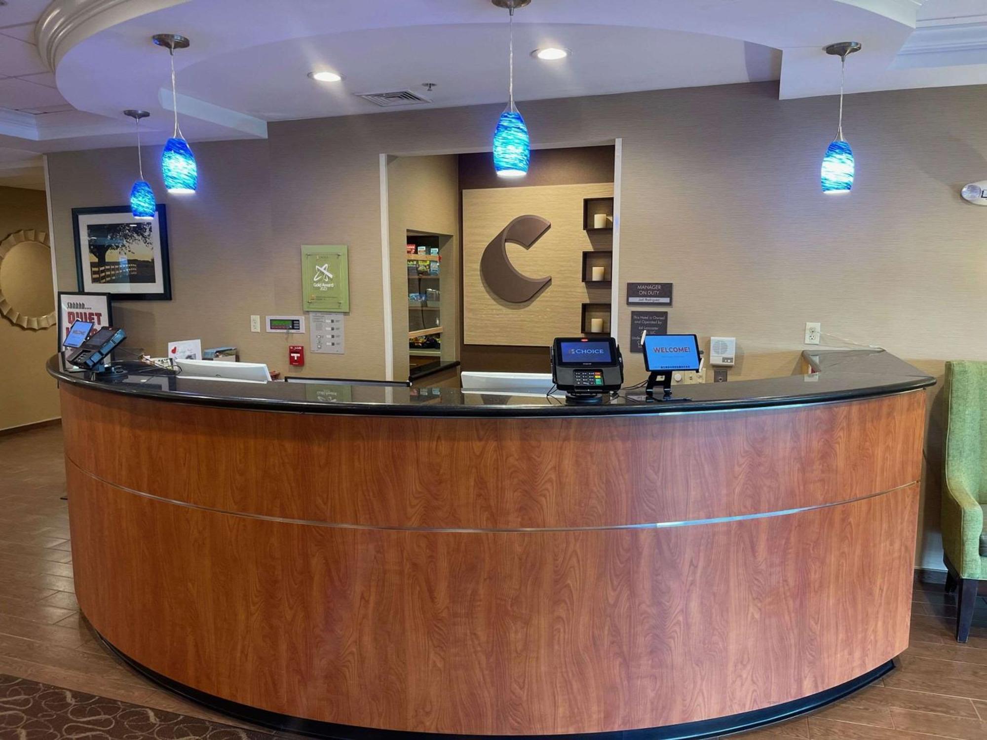 Comfort Suites Lancaster Amish Country Smoketown  Εξωτερικό φωτογραφία