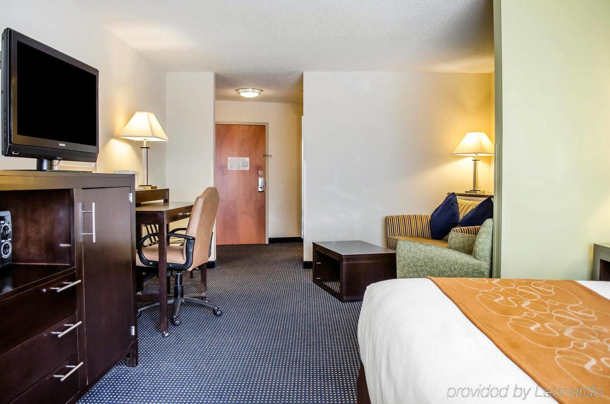 Comfort Suites Lancaster Amish Country Smoketown  Εξωτερικό φωτογραφία