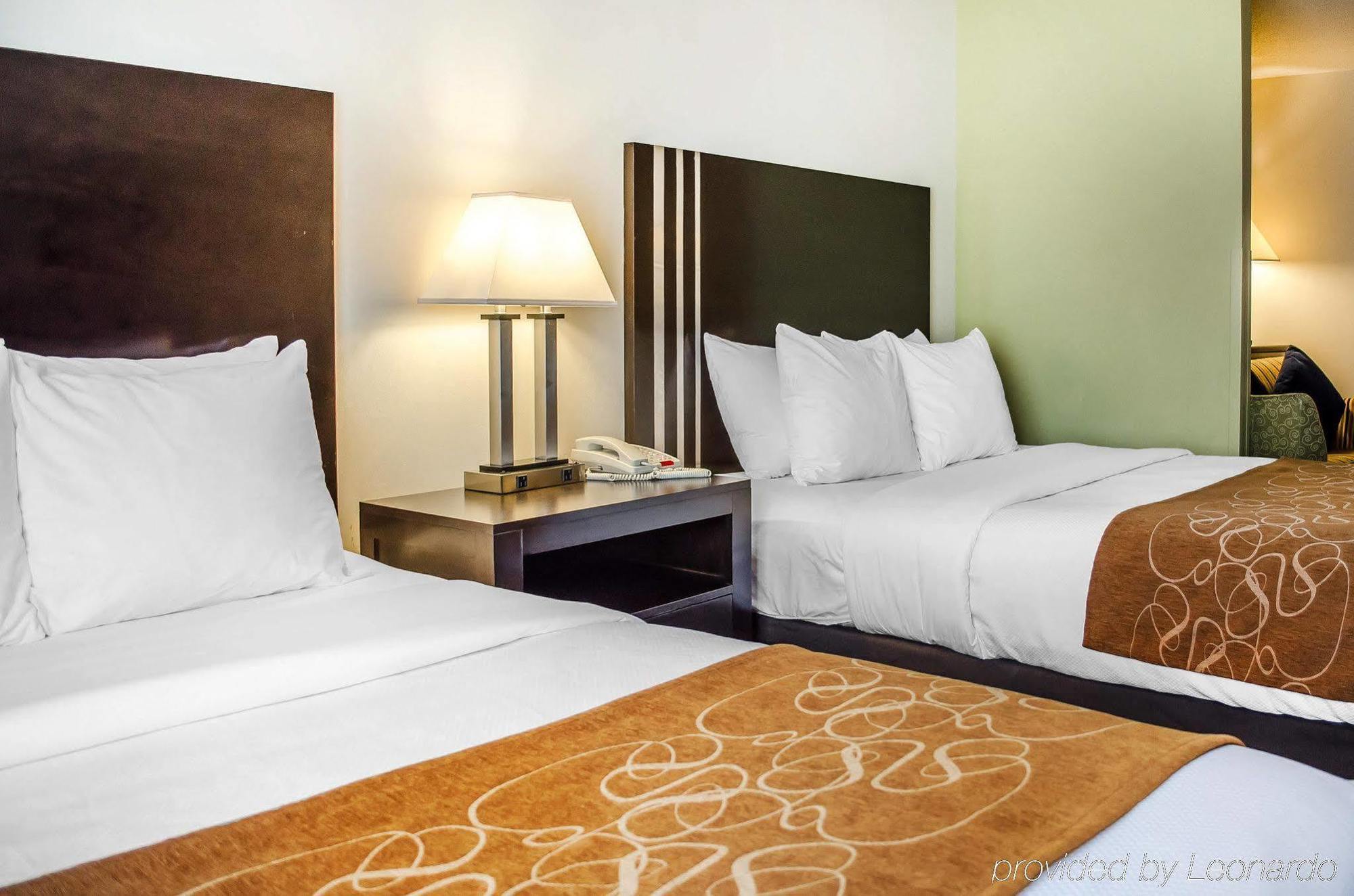 Comfort Suites Lancaster Amish Country Smoketown  Εξωτερικό φωτογραφία