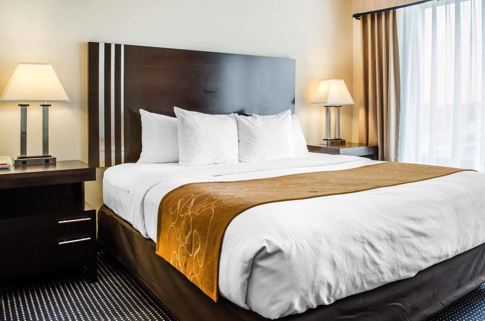 Comfort Suites Lancaster Amish Country Smoketown  Εξωτερικό φωτογραφία
