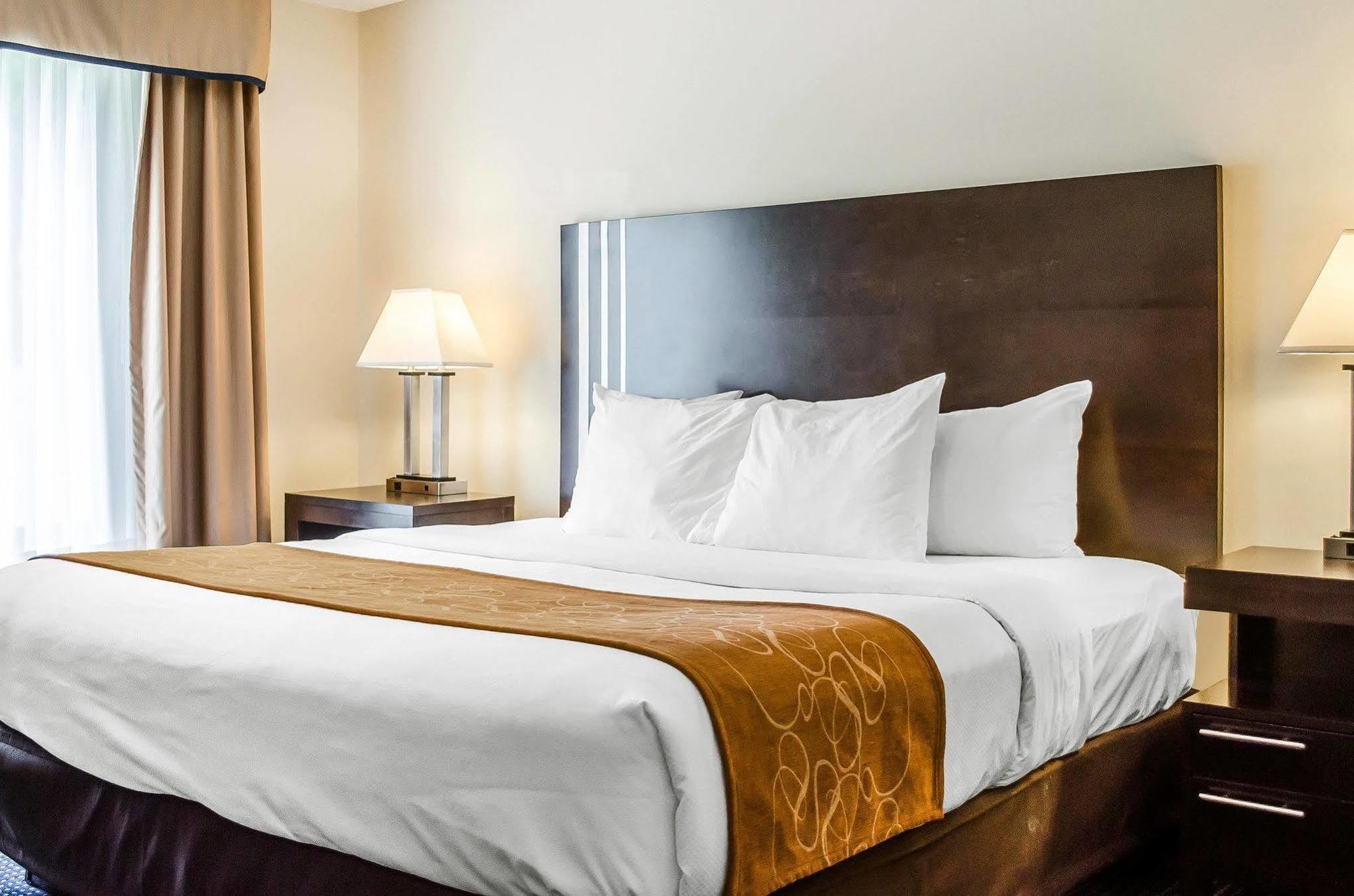 Comfort Suites Lancaster Amish Country Smoketown  Εξωτερικό φωτογραφία